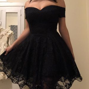 FULL LACE OFF THE SHOULDER BLACK DRESS!🥰